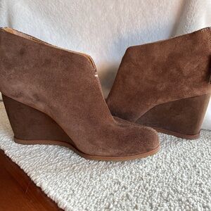 Kork-Ease Brown Wedge Ankle Boots